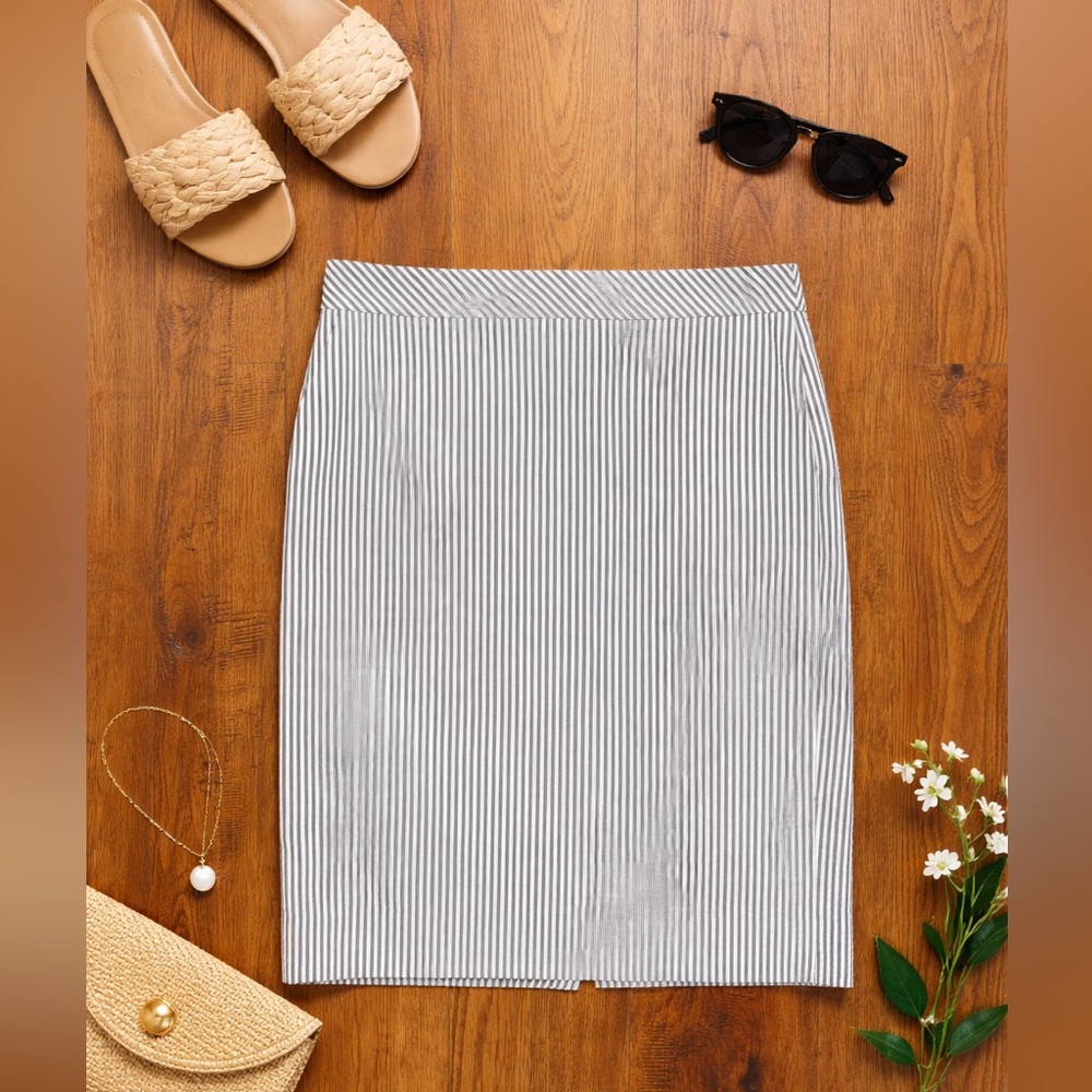 J.Crew No.2 Pencil Skirt Navy White Stripe Size 10 Seersucker